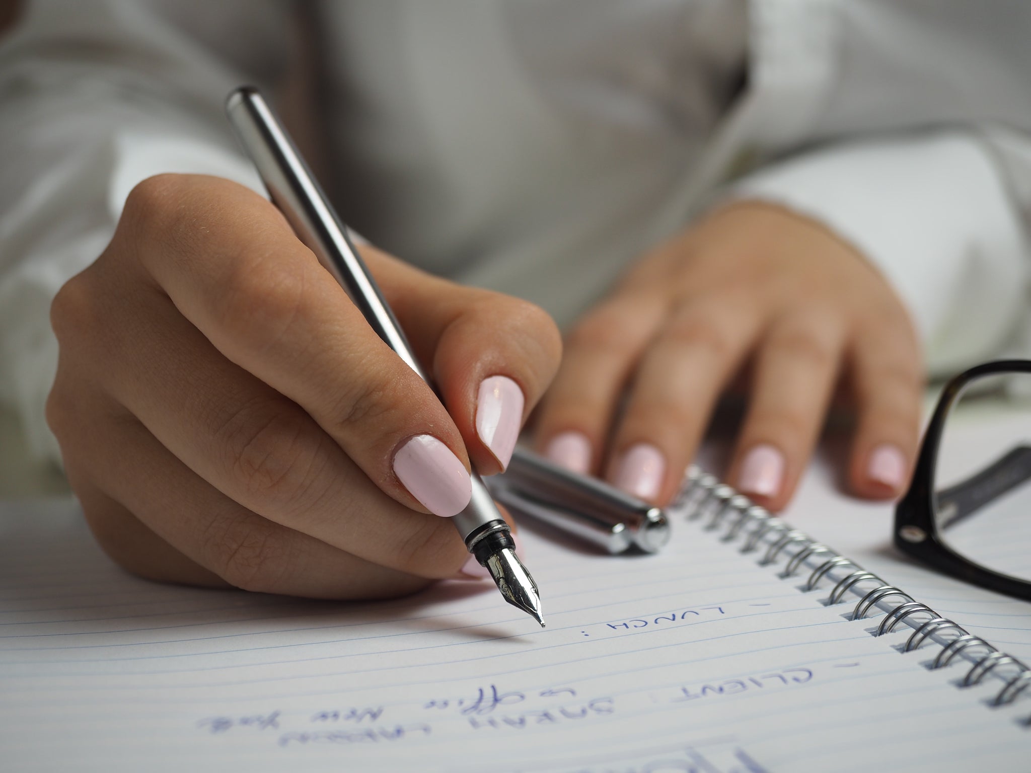 How to Decide Your Business Name in 8 Steps